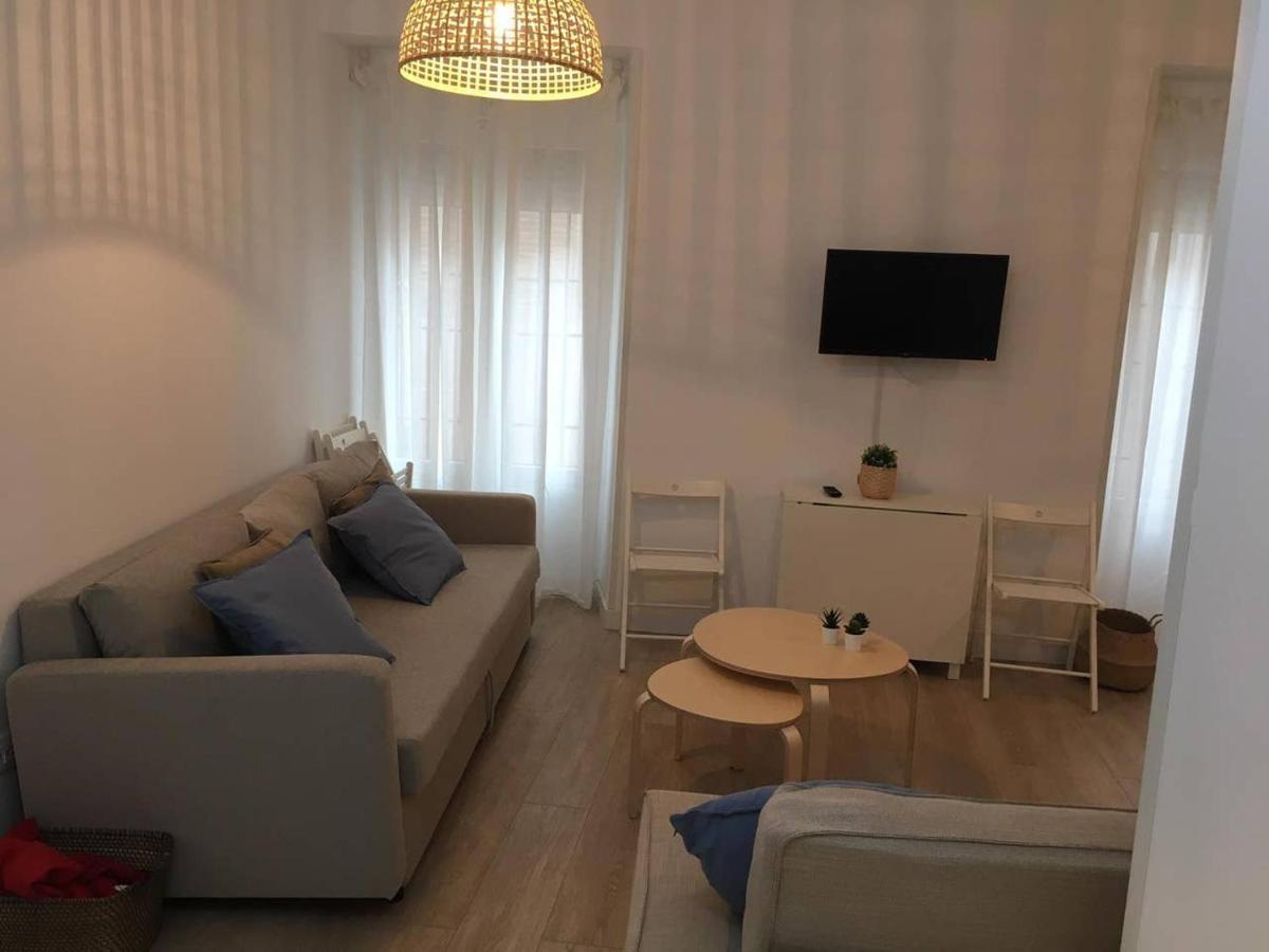 Apartamentos Dimax By Toledo Ap Exterior photo